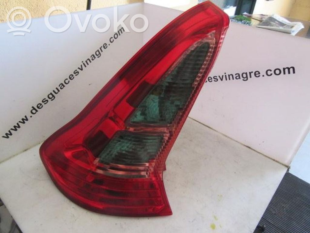 Rear/tail lights
