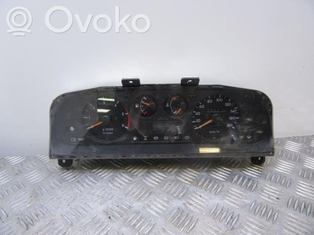 Ford Maverick Spidometrs (instrumentu panelī) 