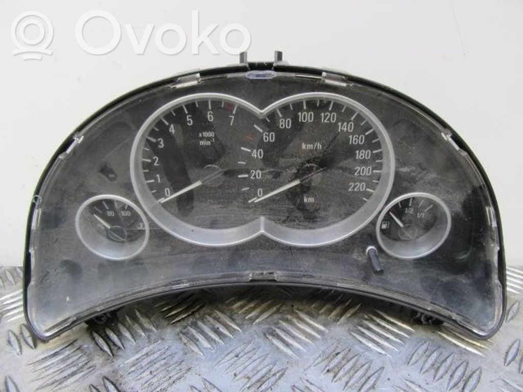 Opel Corsa C Speedometer (instrument cluster) 