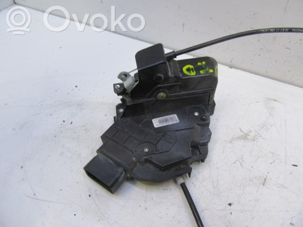 Takaoven lukko   4892384