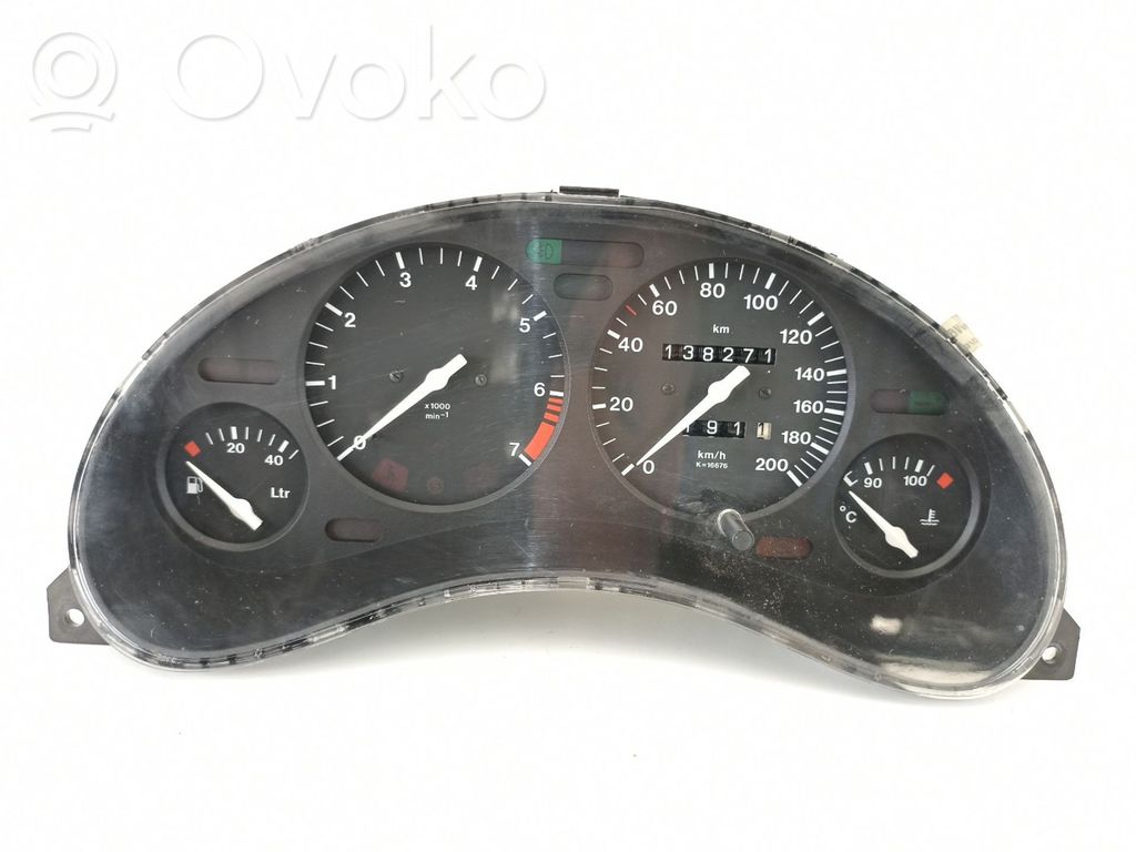 Opel Corsa B Speedometer (instrument cluster) 