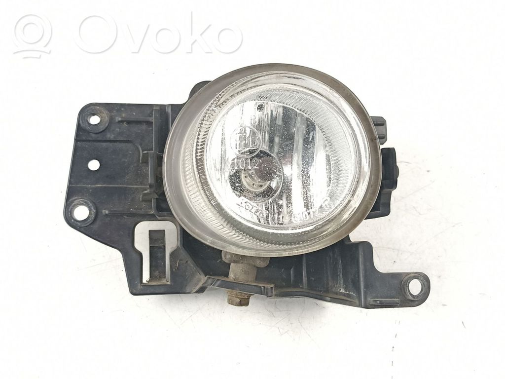 Mazda Premacy Miglas lukturis priekšā 