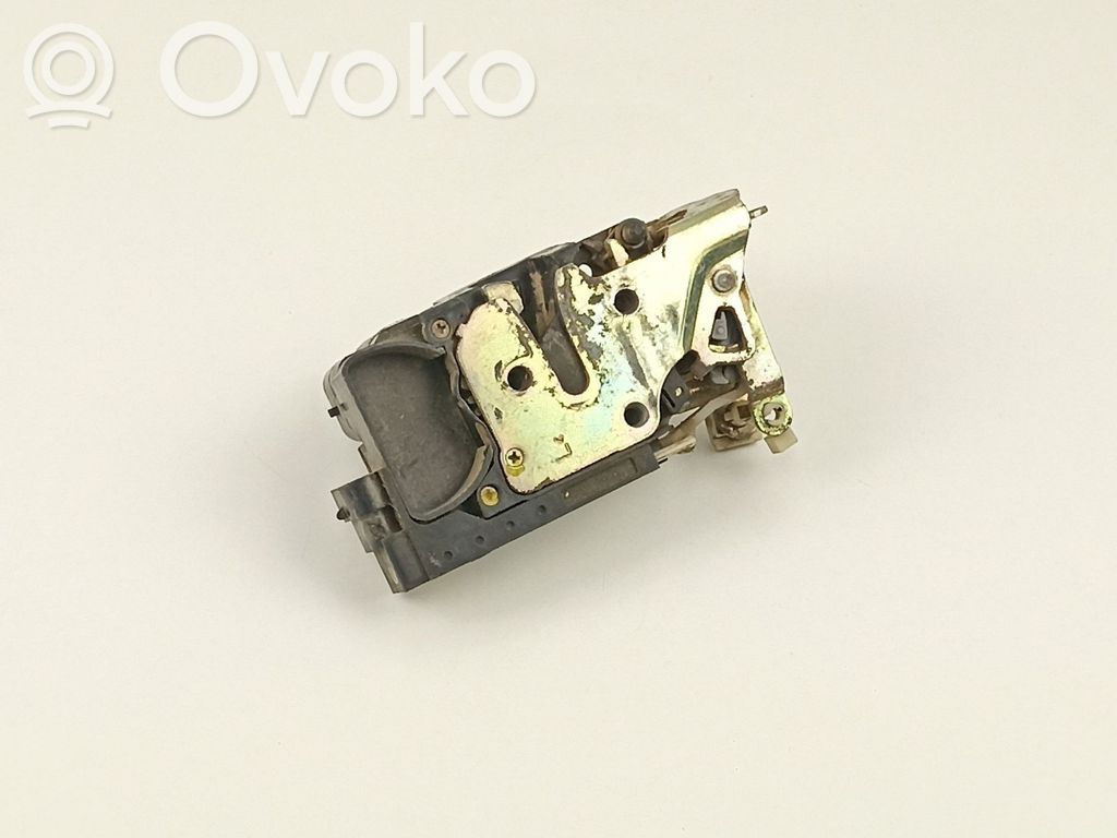 Daewoo Nubira Etuoven lukko 