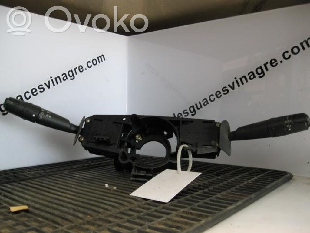 Peugeot 406 Wiper control stalk 