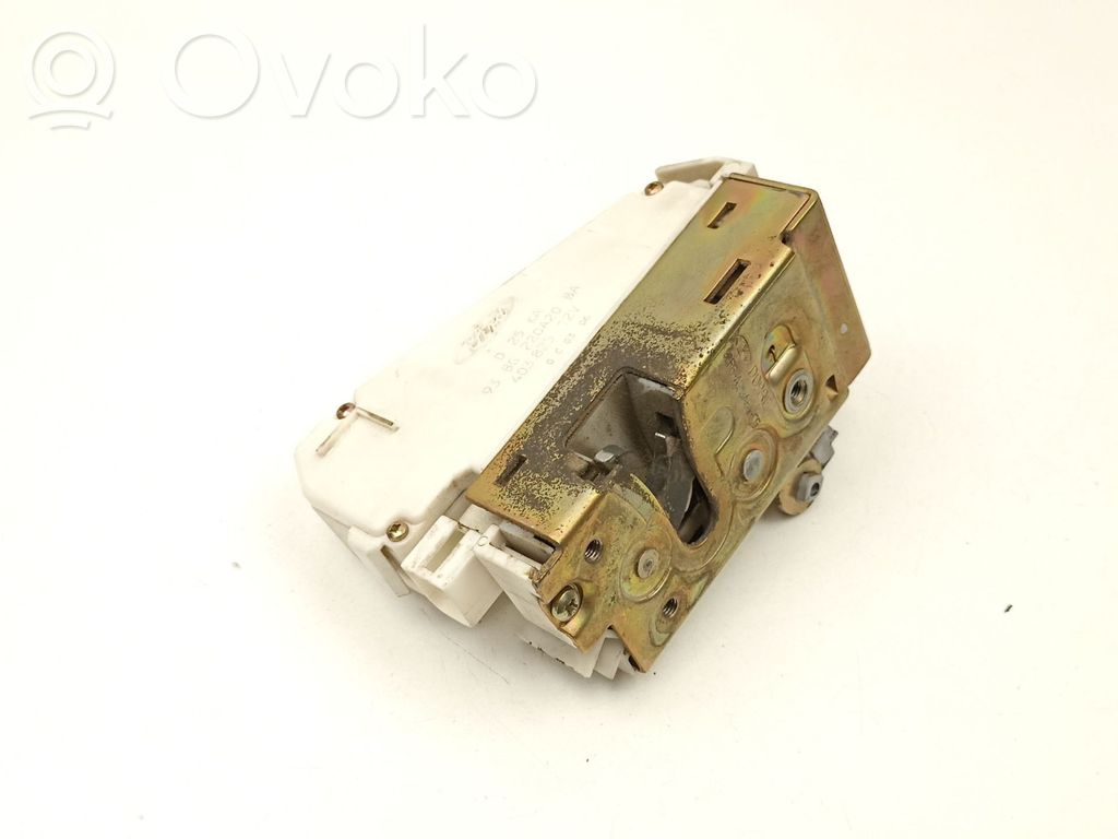 Ford Fiesta Front door lock 