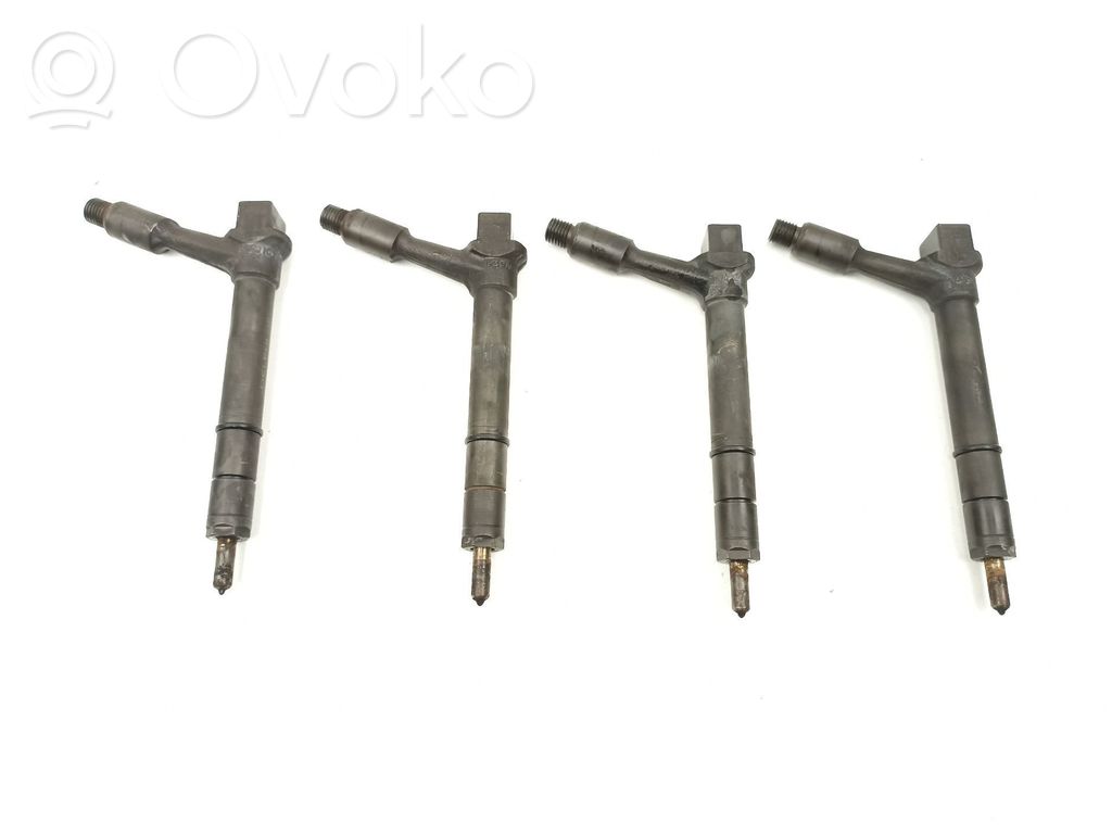 Opel Corsa C Inyector de combustible 