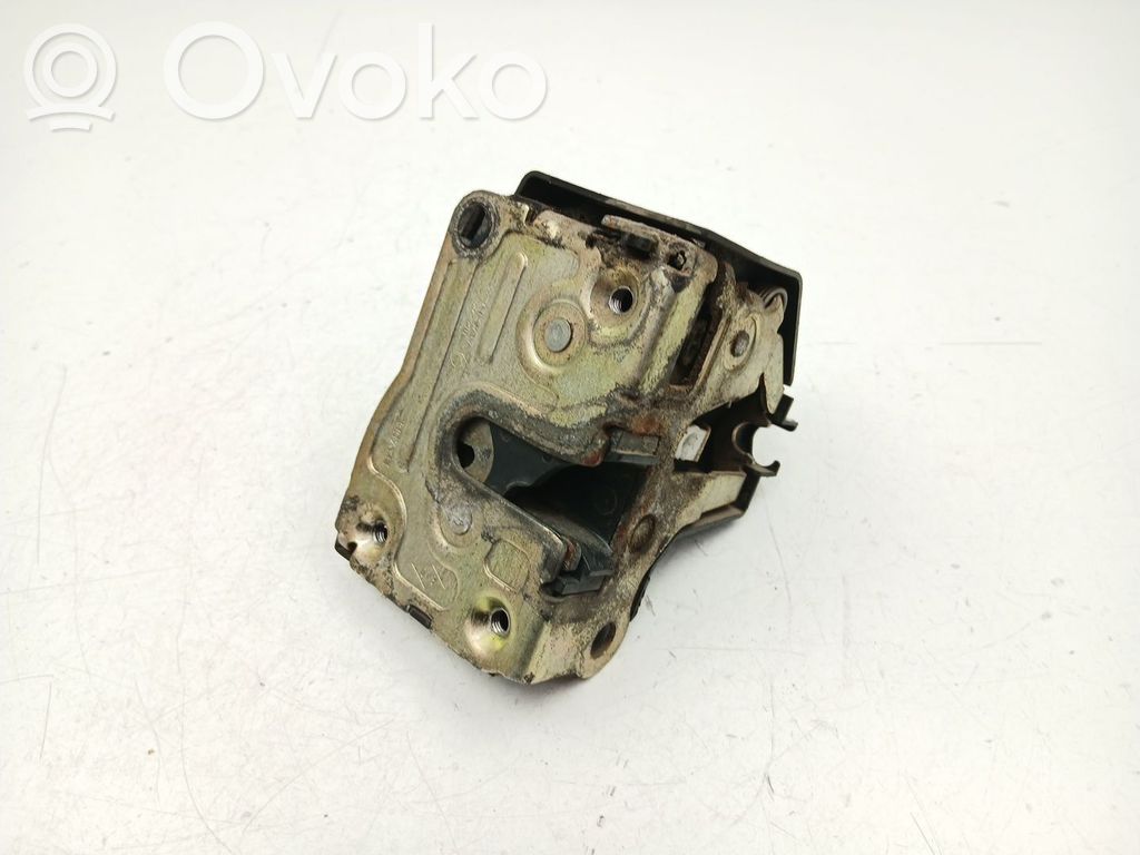 Renault Megane I Takaoven lukko 
