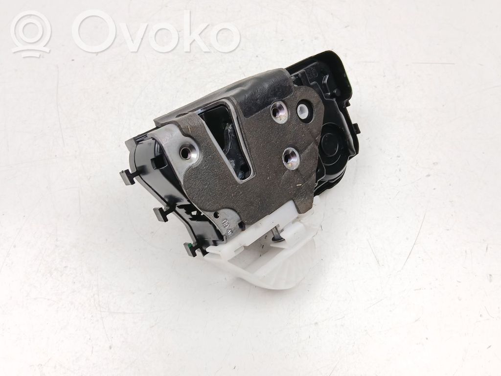 Ford Focus Front door lock 