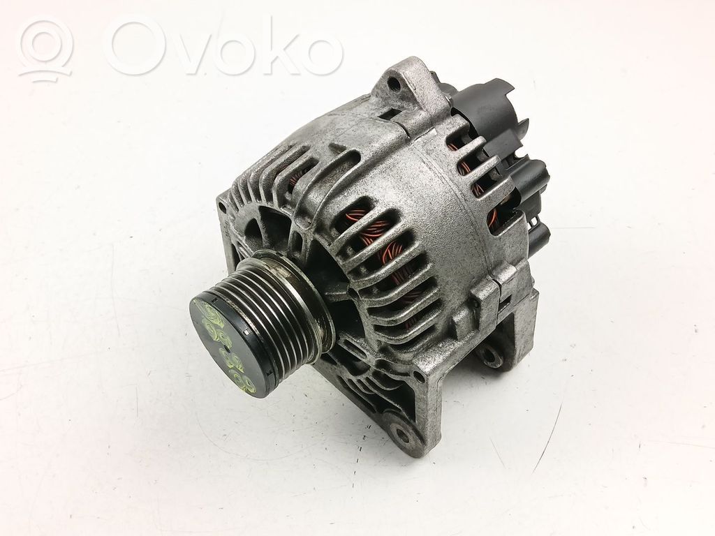 Renault Clio II Ģenerators 