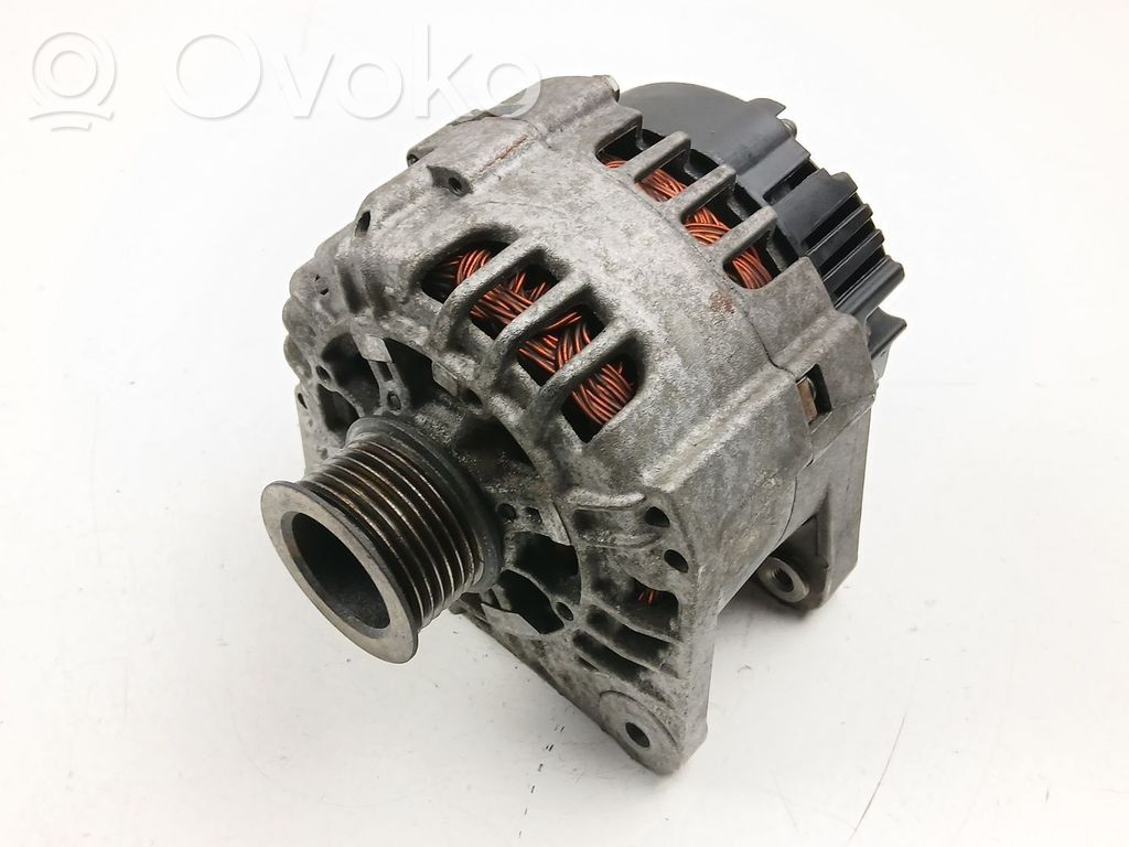 Nissan Primera Ģenerators 