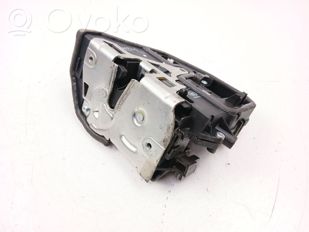 Rear door lock   7060295