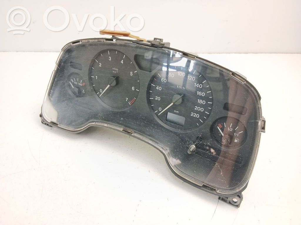 Opel Astra G Speedometer (instrument cluster) 