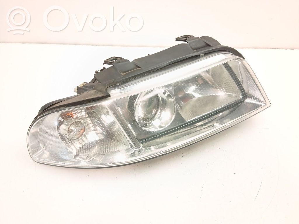 Audi A4 S4 B5 8D Scheinwerfer 