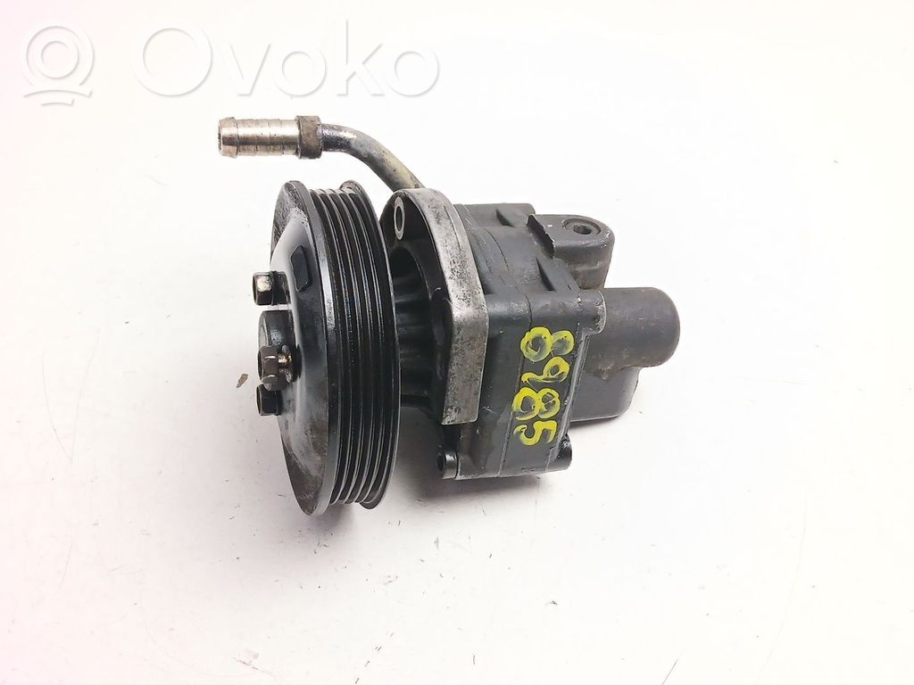 BMW 3 E36 Power steering pump 