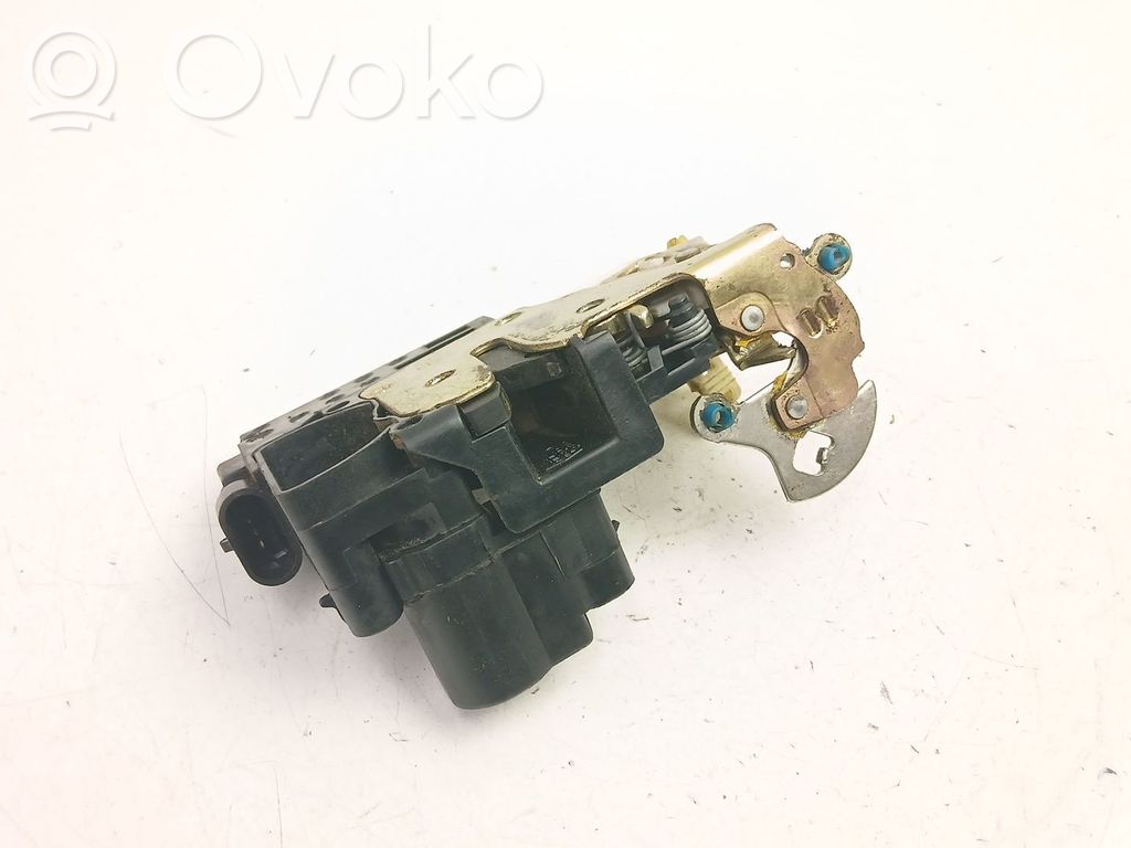 Priekšpusē slēdzene   96292108
