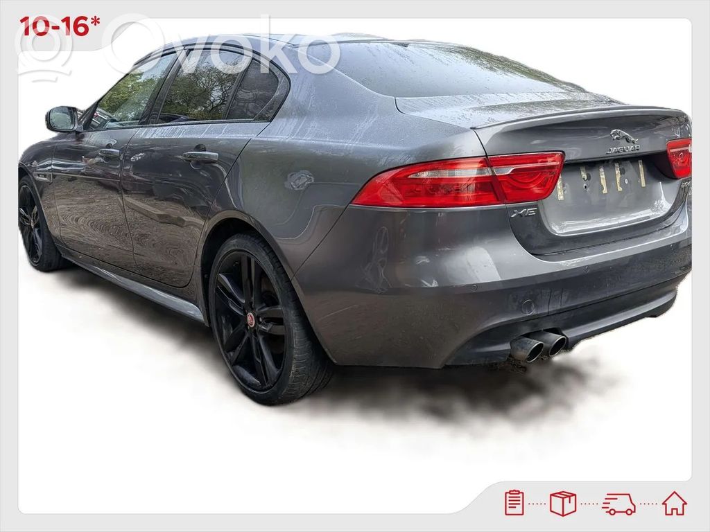 Jaguar XE Kardanas komplekte 
