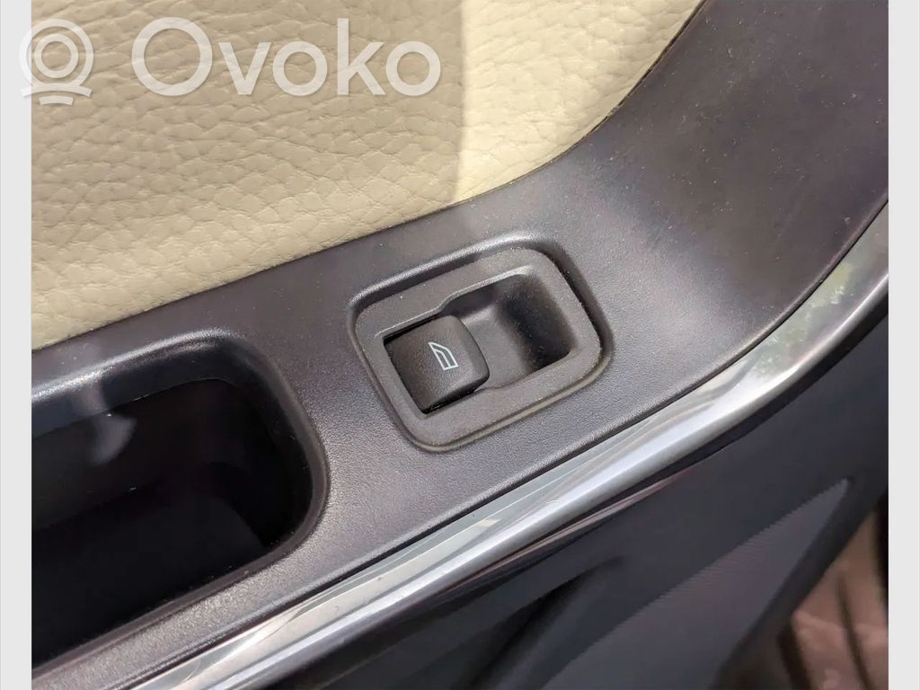 Volvo XC60 Electric window control switch 