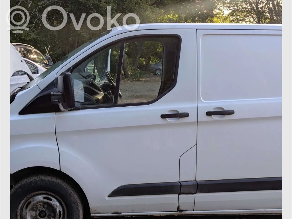Tür vorne   V362