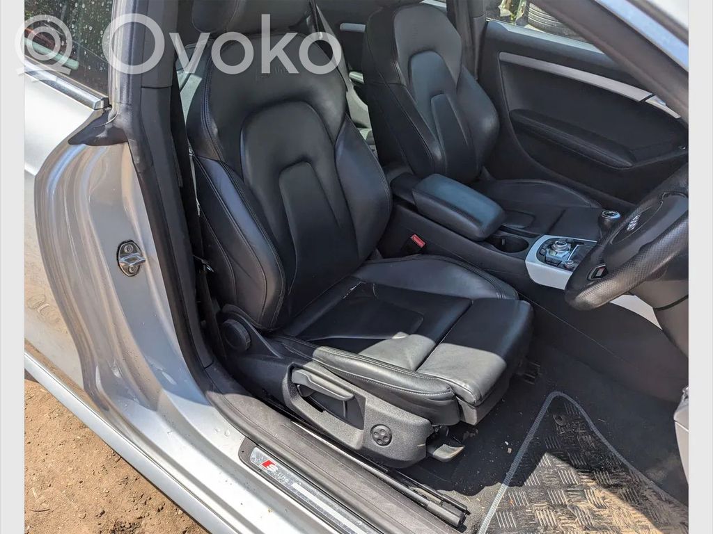 Audi A5 8T 8F Sitze und Türverkleidungen komplett 