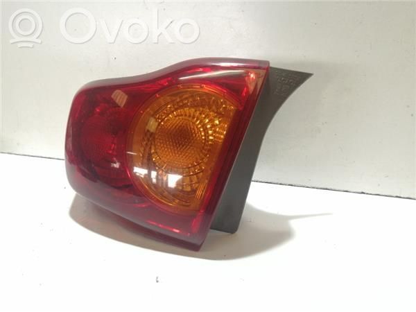 Toyota Corolla E140 E150 Takavalon polttimo 