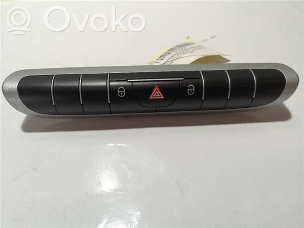 Smart ForTwo II Botón interruptor de bloqueo de puertas 