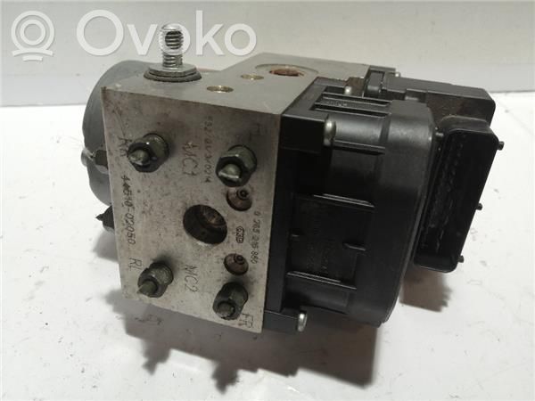 Toyota Corolla E120 E130 ABS-ohjainlaite/moduuli 