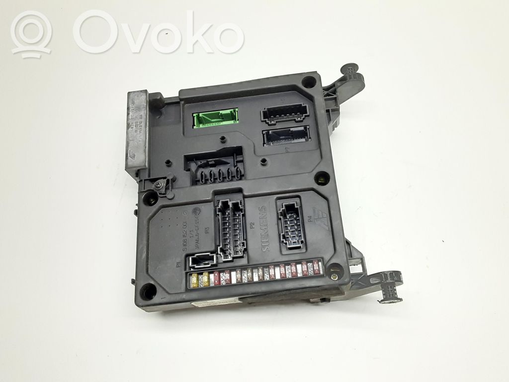 Volkswagen Sharan Fuse module 