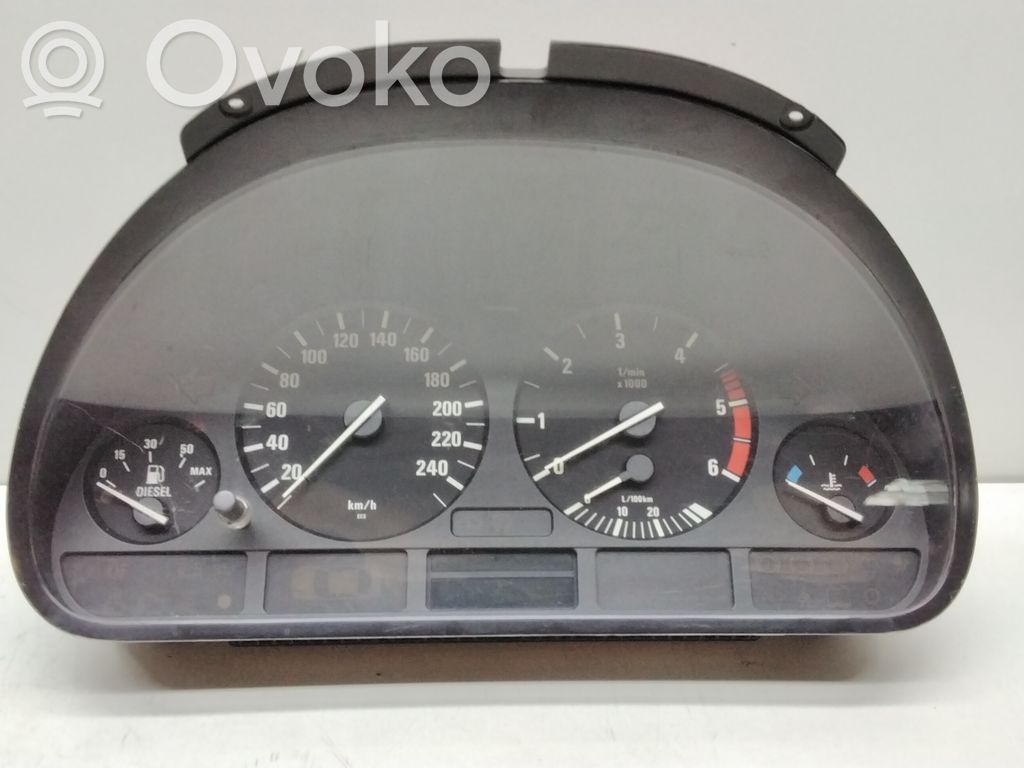 BMW 5 E39 Spidometrs (instrumentu panelī) 