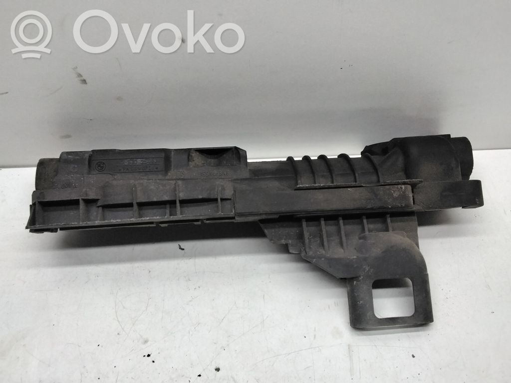 BMW X3 E83 Radiator mount bracket 