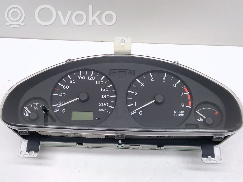 Mitsubishi Space Star Speedometer (instrument cluster) 