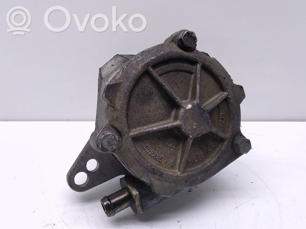 Vacuum pump   96110885