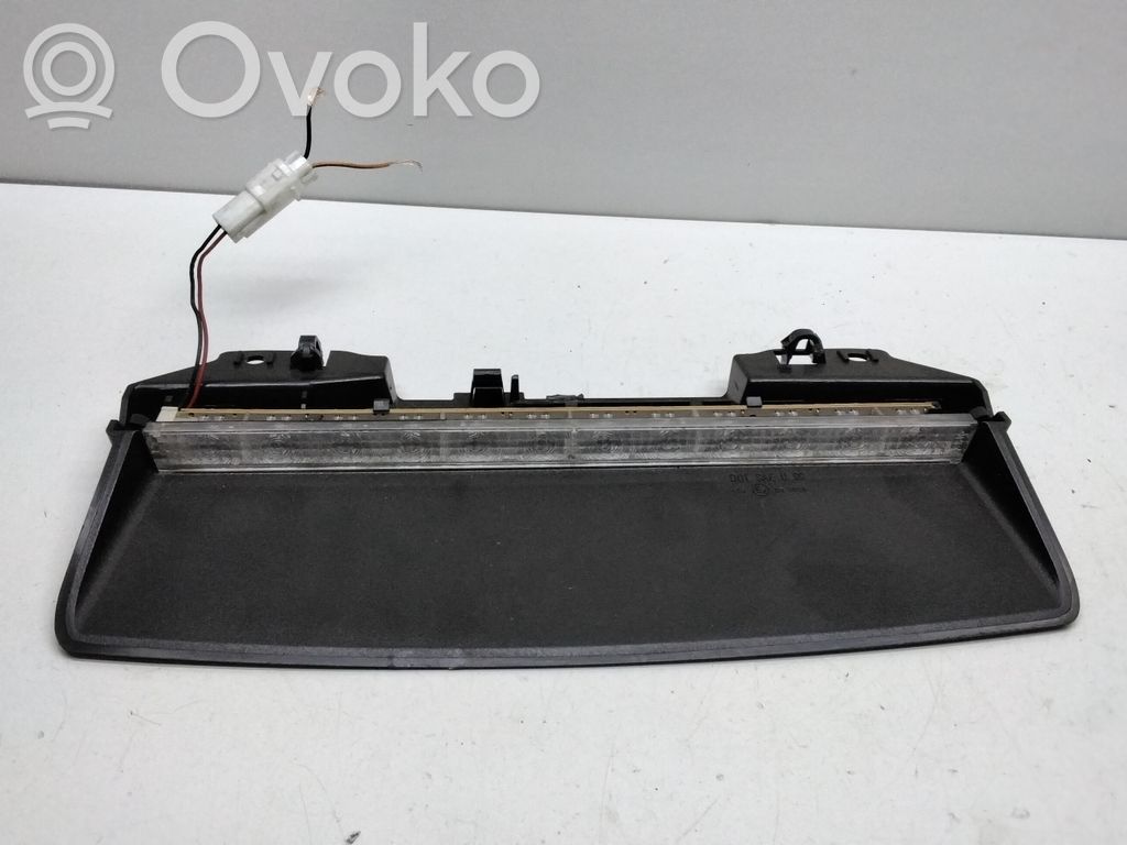 Jaguar X-Type Third/center stoplight 