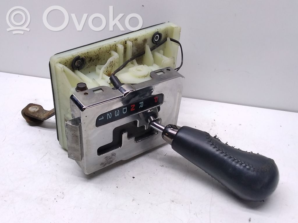 Subaru Outback Gear shifter/selector 