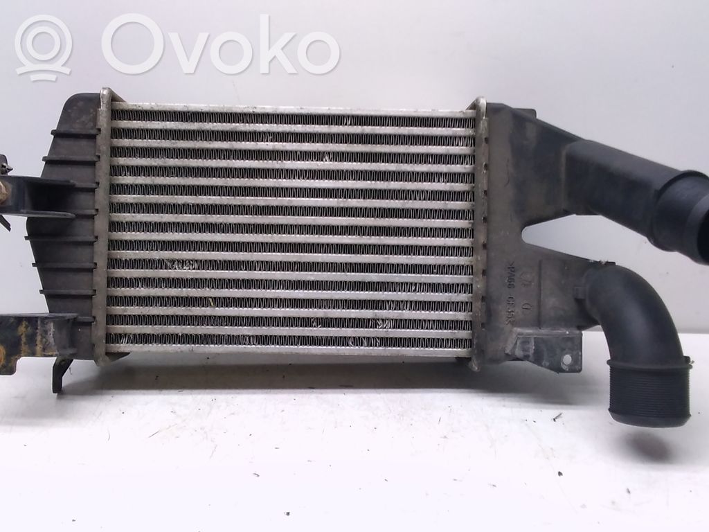 Opel Zafira A Interkūlerio radiatorius 