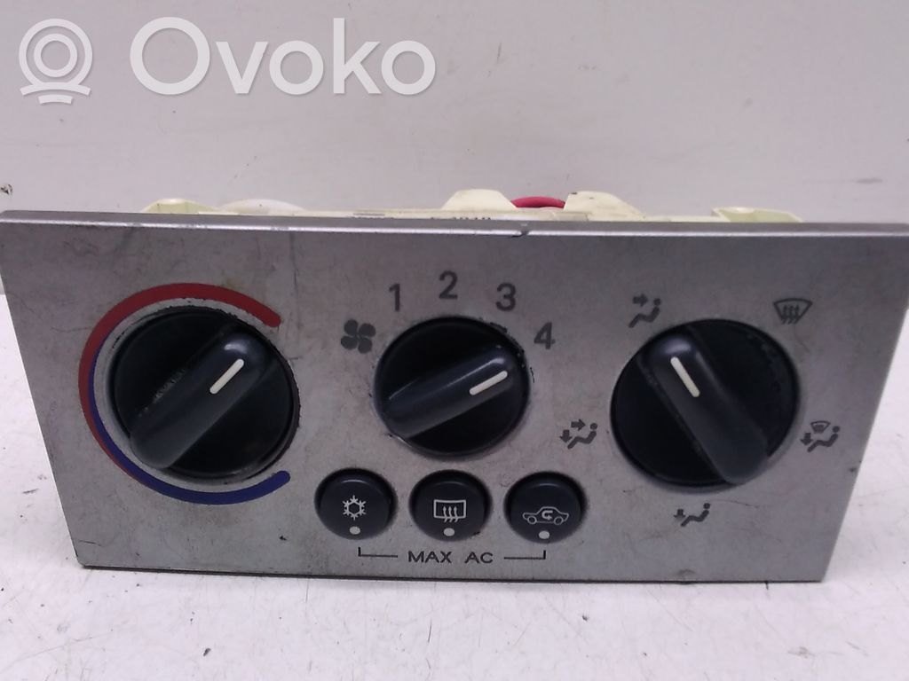 Opel Meriva A Climate control unit 