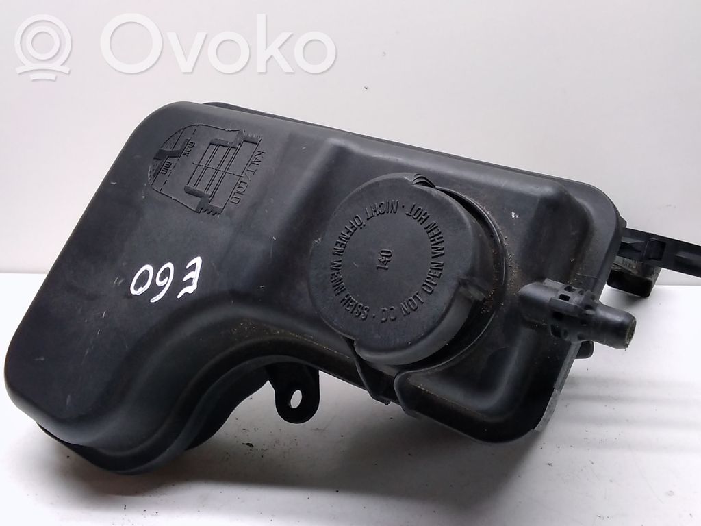 BMW 5 E60 E61 Aušinimo skysčio išsiplėtimo bakelis 