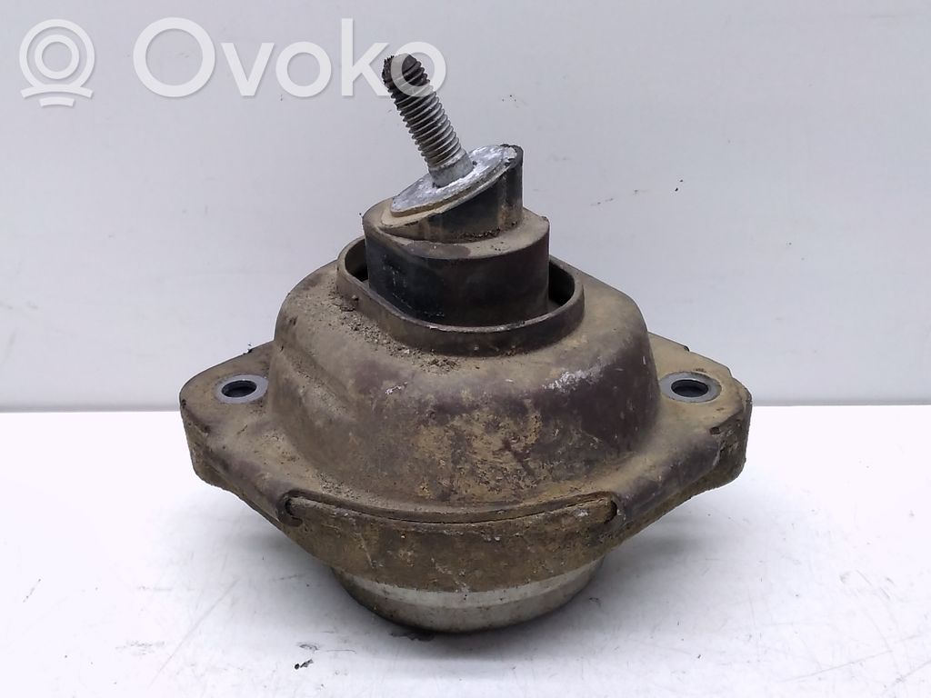 BMW X3 E83 Engine mount bracket 