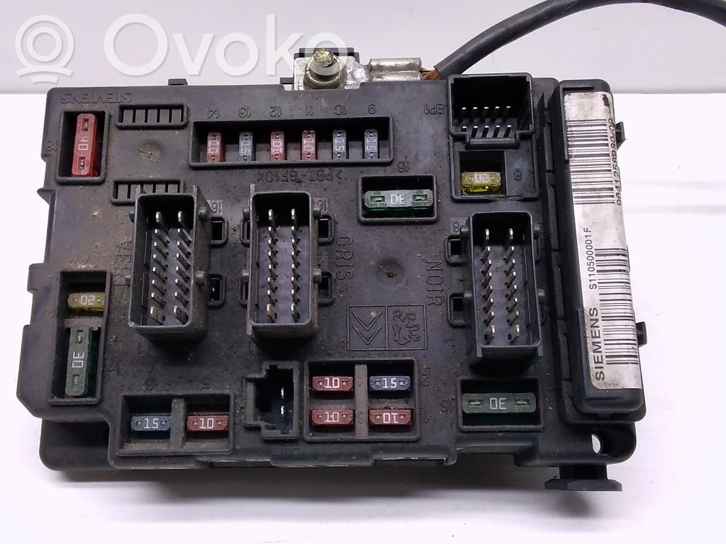 Citroen C5 Fuse module 