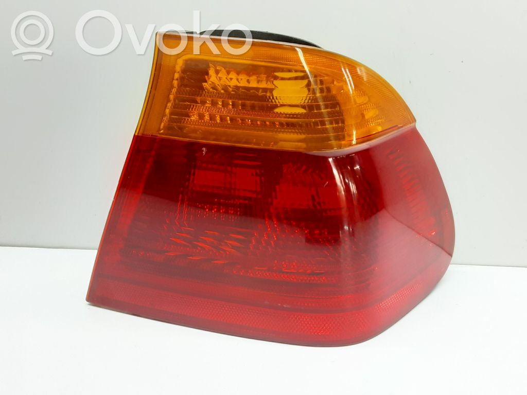 Rear/tail lights   8364922,2A01572