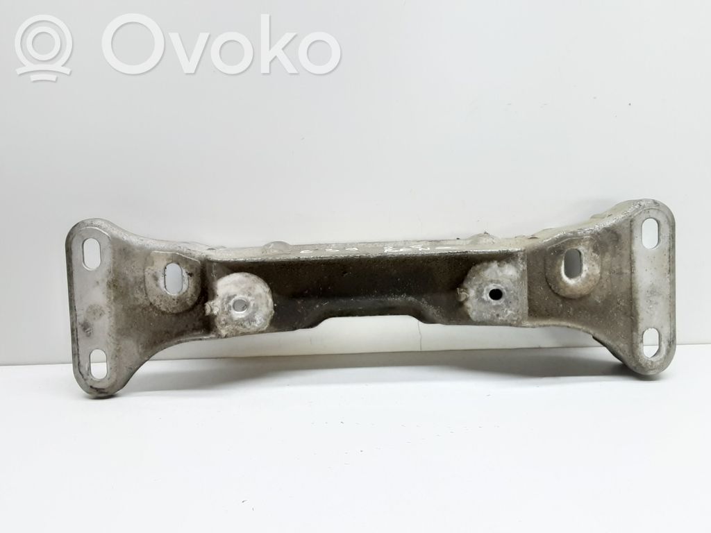 BMW 5 E39 Gearbox mounting bracket 