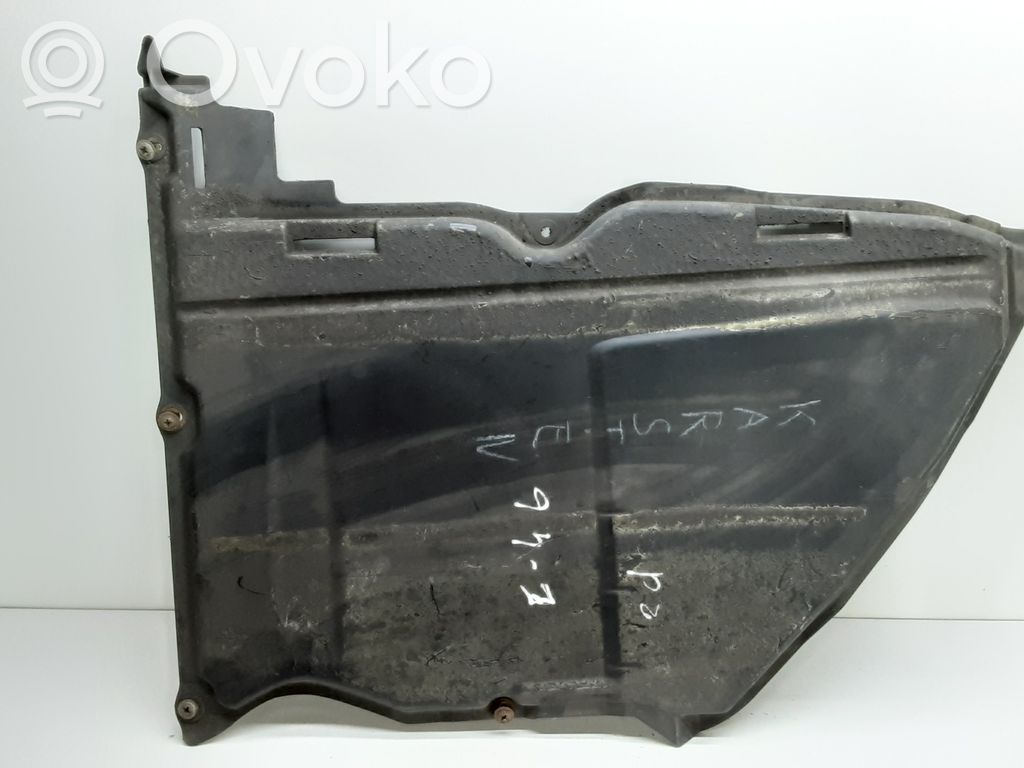 BMW 3 E46 Variklio dugno apsauga 