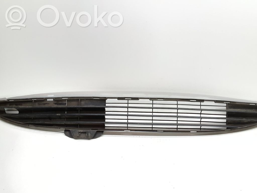 Peugeot 206 Front bumper lower grill 
