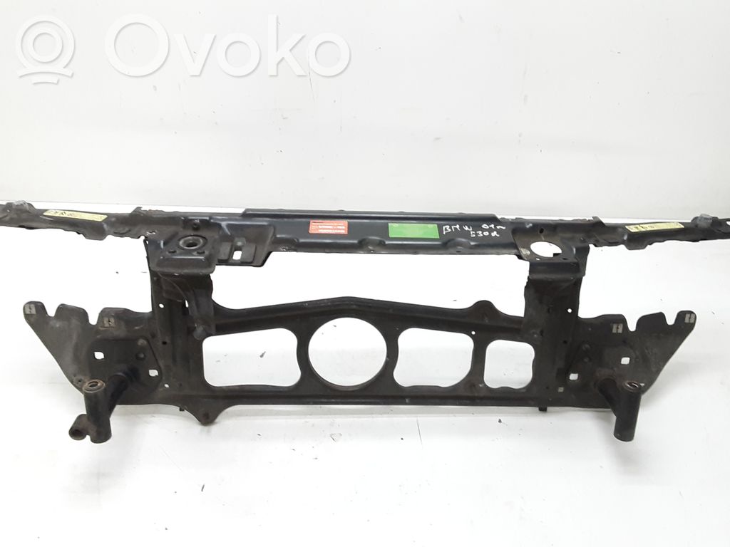 BMW 5 E39 Radiatorių panelė 