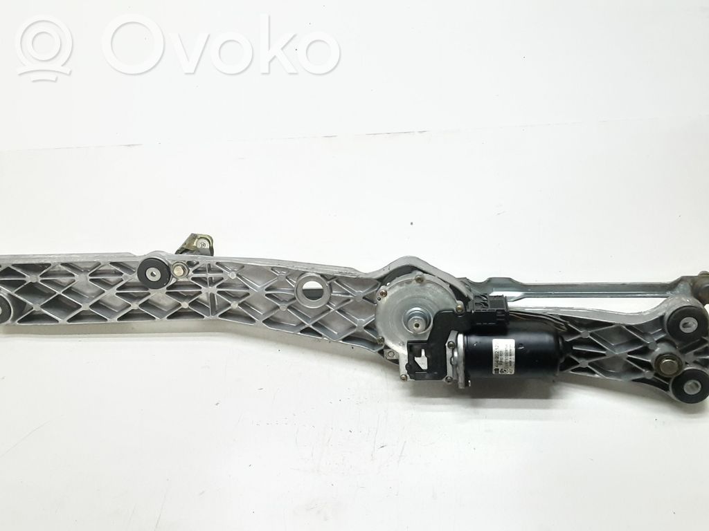 BMW 5 E39 Front wiper linkage and motor 