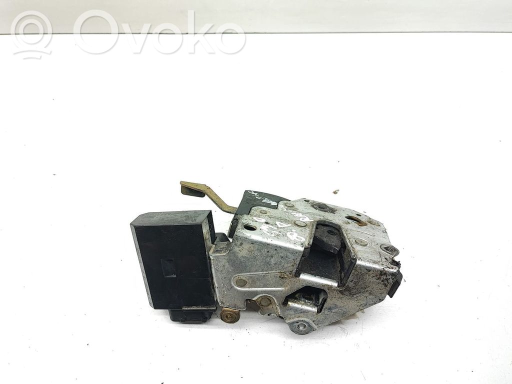 Front door lock   8138924