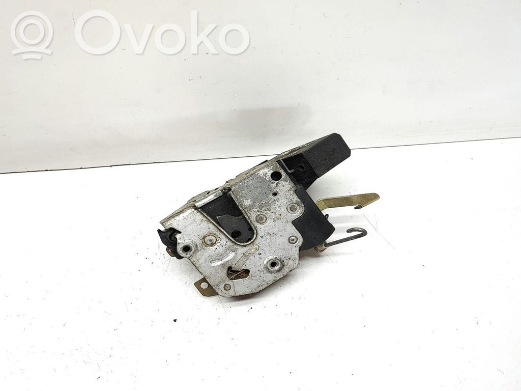 BMW 5 E34 Front door lock 