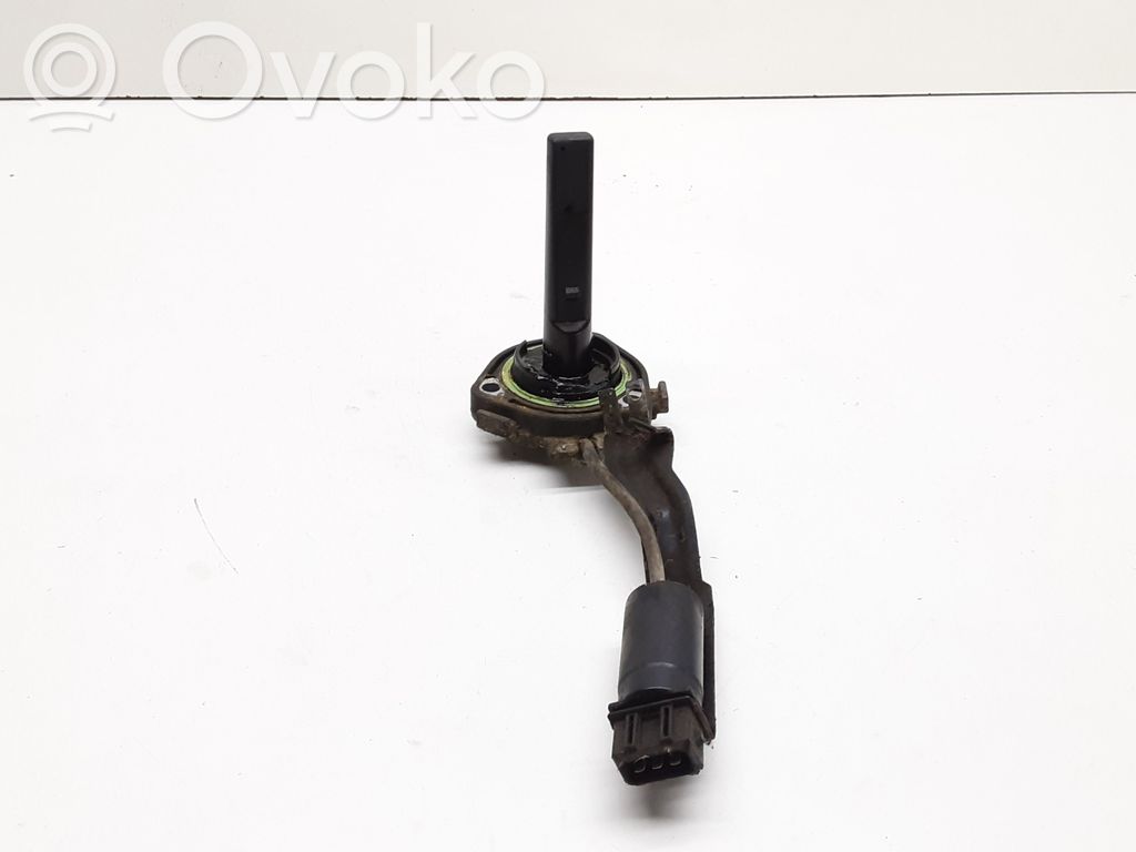 BMW 5 E39 Oil level sensor 