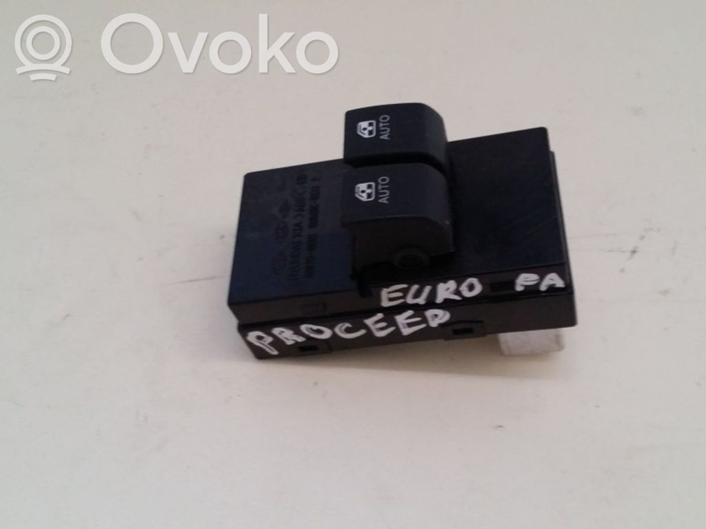 KIA Pro Cee'd I Electric window control switch 