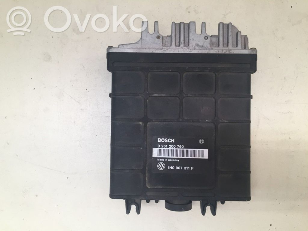 Volkswagen Golf III Engine control unit/module 
