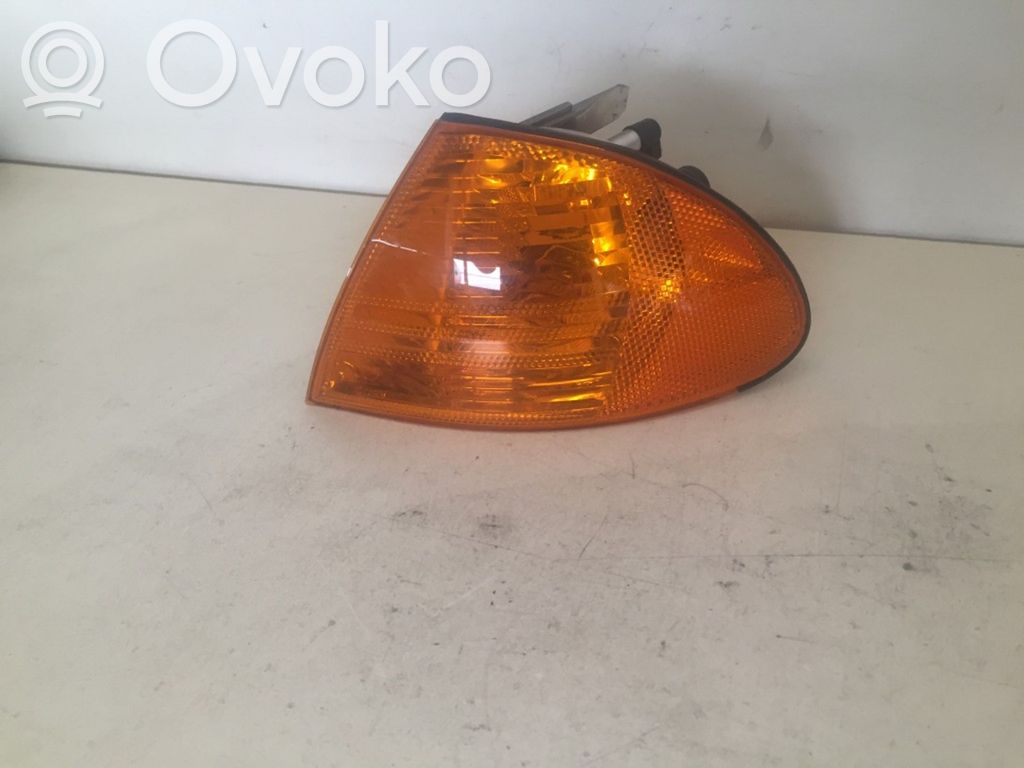 BMW 3 E36 Front indicator light 